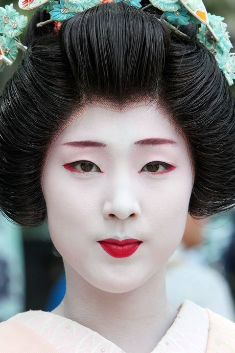 authentic-geisha-makeup-tutorial-54_4 Authentieke Geisha make-up tutorial
