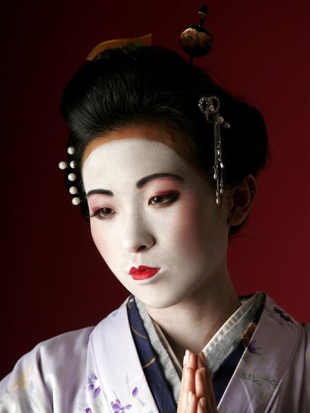authentic-geisha-makeup-tutorial-54_8 Authentieke Geisha make-up tutorial