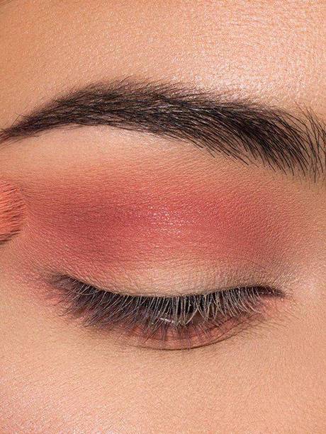 black-and-gold-smokey-eye-makeup-tutorial-85_7 Zwarte en gouden smokey eye make-up tutorial