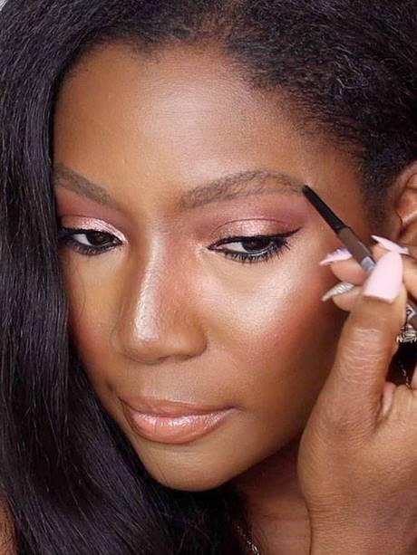 black-eyebrows-makeup-tutorial-04_8 Zwarte wenkbrauwen make-up tutorial
