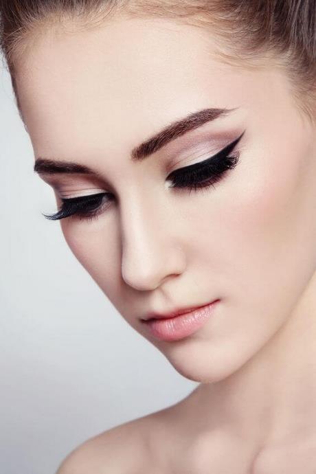 cat-eye-makeup-tutorial-for-round-eyes-63_15 Cat eye make-up tutorial voor ronde ogen