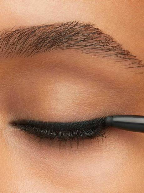 dark-eyeliner-makeup-tutorial-61_9 Donkere eyeliner make-up tutorial