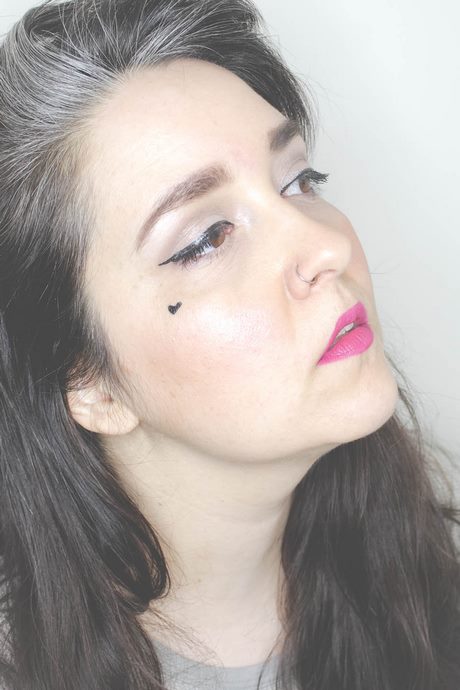 heart-lips-makeup-tutorial-89_10 Hart lippen make-up tutorial