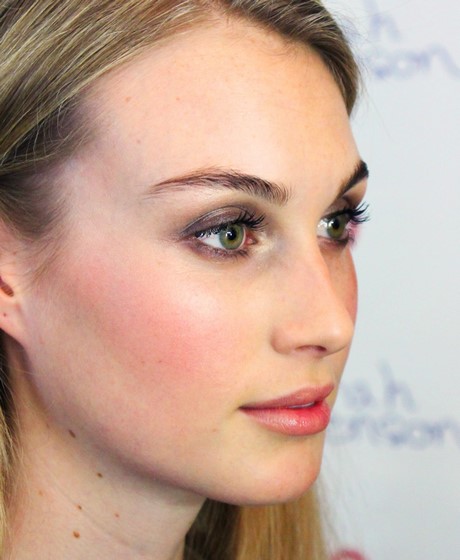 its-grace-makeup-tutorial-90_12 Haar grace make-up tutorial