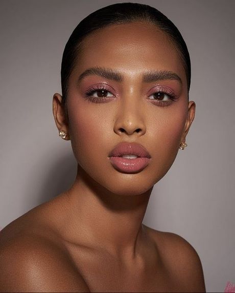 natural-flawless-skin-makeup-tutorial-71_2 Natuurlijke vlekkeloze huid make-up tutorial