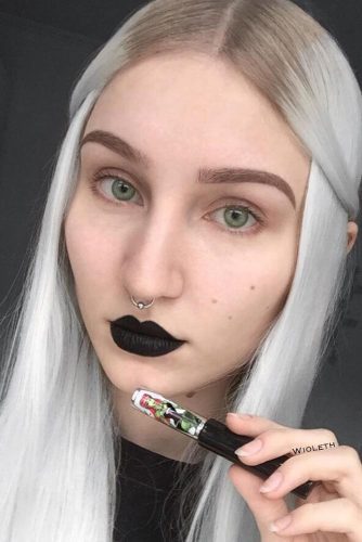 simple-goth-makeup-tutorial-21 Eenvoudige goth make-up tutorial