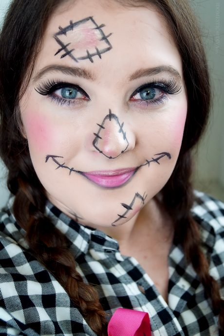easy-scarecrow-makeup-tutorial-14 Easy scarecrow make-up tutorial