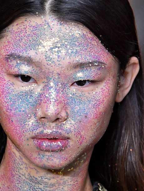 glitter-face-makeup-tutorial-18_2 Glitter gezicht make-up tutorial