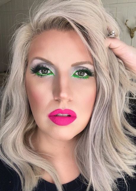 hot-pink-lipstick-makeup-tutorial-26_3 Hot pink lipstick make-up tutorial