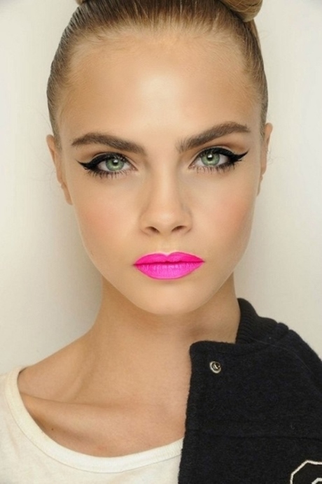 hot-pink-lipstick-makeup-tutorial-26_7 Hot pink lipstick make-up tutorial