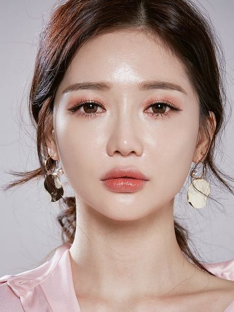 korean-flawless-makeup-tutorial-54_5 Koreaanse vlekkeloze make-up tutorial
