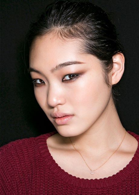 Oud en Nieuw make-up tutorial Aziatische