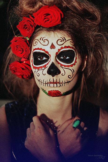 red-and-black-sugar-skull-makeup-tutorial-99_15 Rode en zwarte suiker schedel make-up tutorial