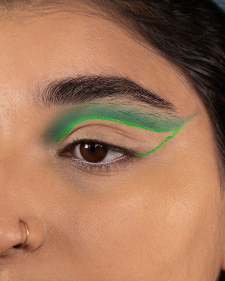 bright-green-makeup-tutorial-34_2 Bright green make-up tutorial