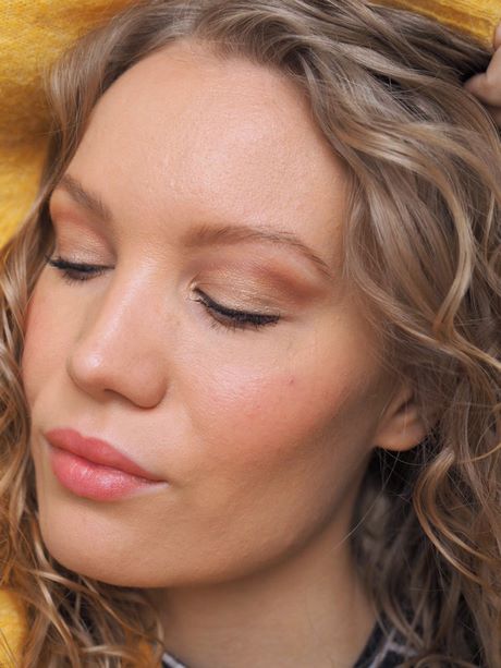 natural-full-coverage-makeup-tutorial-15_4 Natuurlijke Volledige Dekking Make-up tutorial