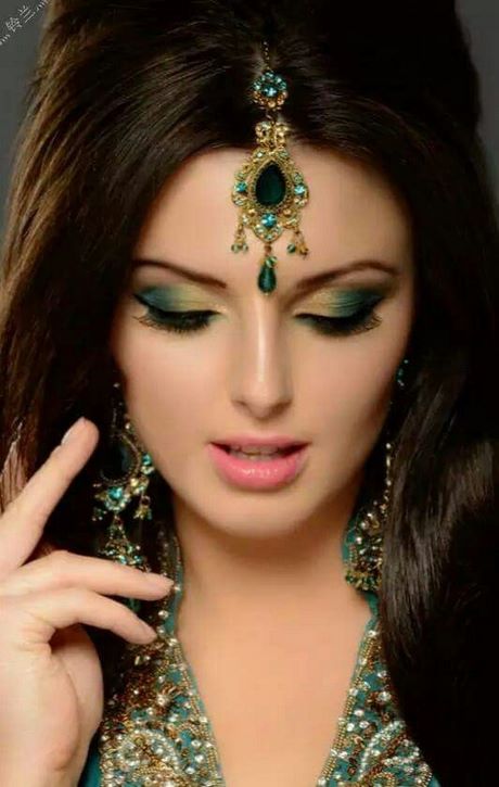 black-and-silver-arabic-eye-makeup-tutorial-60_13 Zwart en zilver Arabisch oog make-up tutorial