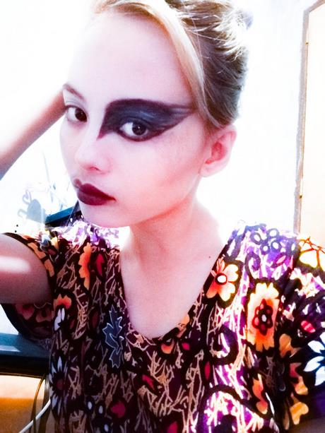 black-swan-inspired-makeup-tutorial-01_2 Black swan geïnspireerd make-up tutorial