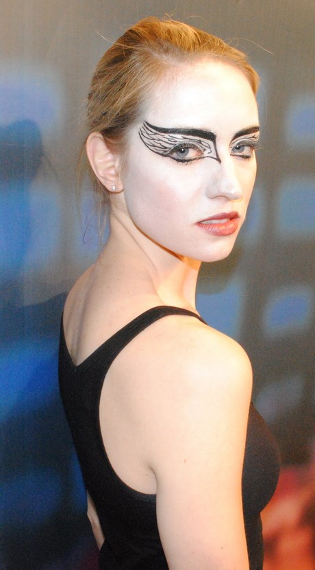 black-swan-inspired-makeup-tutorial-01_9 Black swan geïnspireerd make-up tutorial
