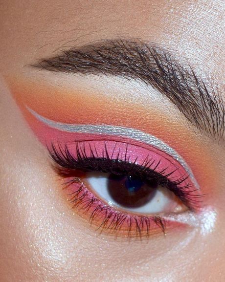 colorful-eyeshadow-makeup-tutorial-18_15 Kleurrijke oogschaduw make-up tutorial
