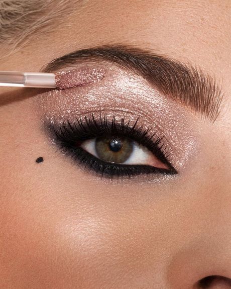 glitter-attack-dramatic-makeup-tutorial-44_15 Glitter aanval dramatische make-up tutorial