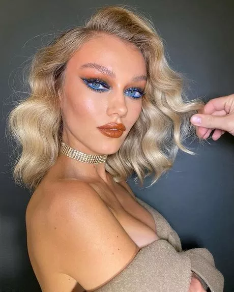 blue-liner-makeup-tutorial-29-1 Blauwe liner make-up tutorial