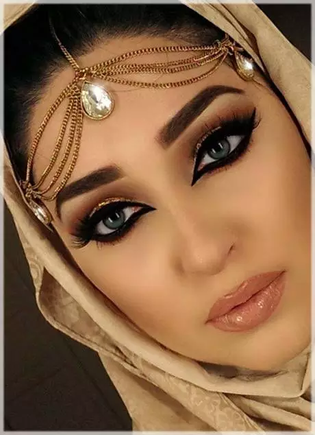 dramatic-arabic-eye-makeup-tutorial-62_15-8 Dramatische Arabische oog make-up tutorial