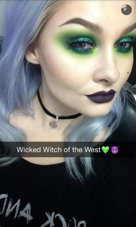 green-witch-eye-makeup-tutorial-39_15-8 Groene heks oog make-up tutorial