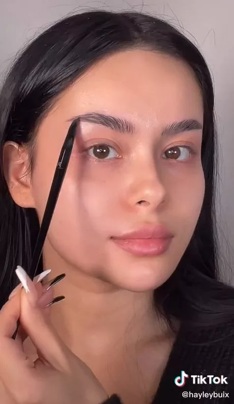 korean-glowing-makeup-tutorial-38_3-8 Koreaanse gloeiende make-up tutorial