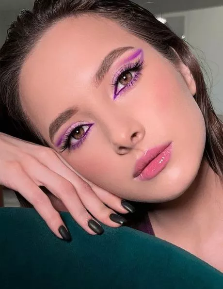 light-purple-makeup-tutorial-78_9-15 Licht paarse make-up tutorial