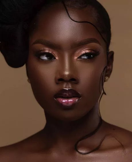 makeup-tutorial-for-brown-skin-black-women-00_6-11 Make-up tutorial voor bruine huid zwarte vrouwen