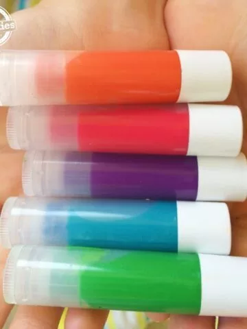 makeup-tutorial-using-crayons-61_7-13 Make-up tutorial met behulp van kleurpotloden