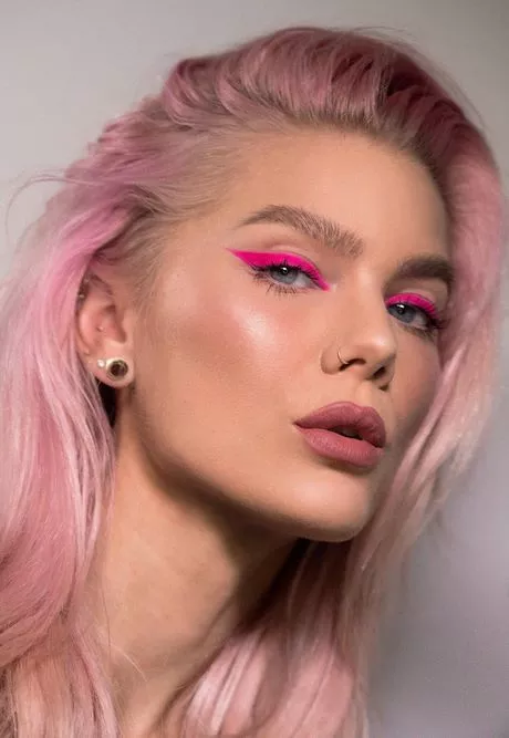 neon-pink-makeup-tutorial-10_11-3 Neon roze make-up tutorial