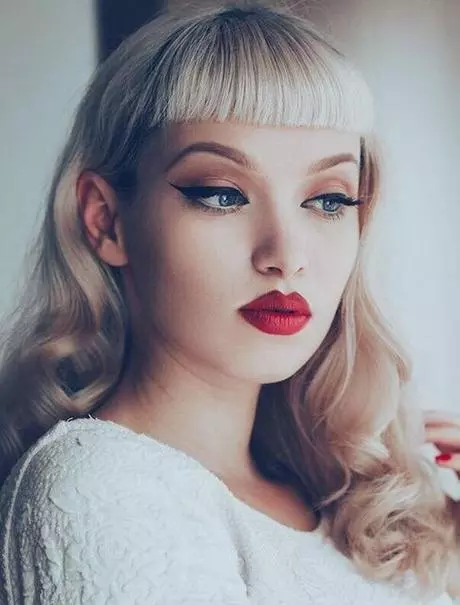 pin-up-girl-hair-and-makeup-tutorial-11-1 Pin up meisje haar en make-up tutorial