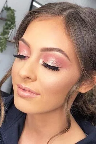 pink-and-gold-eye-makeup-tutorial-59_4-11 Roze en gouden oog make-up tutorial