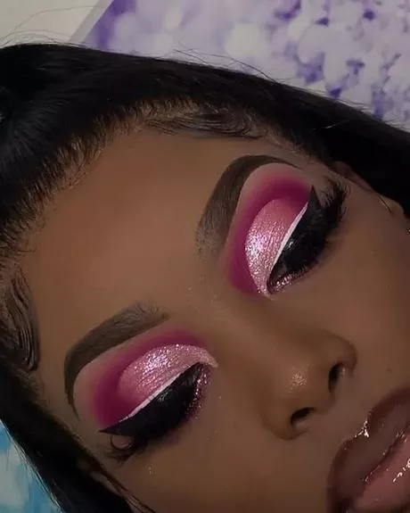 pink-sparkle-makeup-tutorial-81_5-10 Roze sparkle make-up tutorial