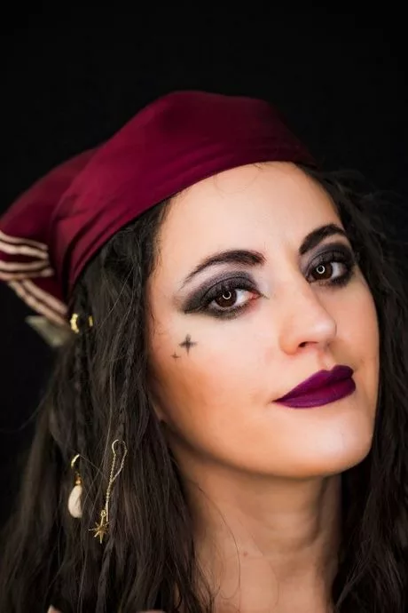 pirate-makeup-tutorials-64_10-3 Pirate makeup tutorials