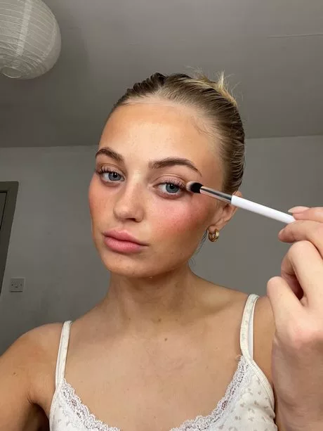 prom-eye-makeup-tutorial-23_10-3 Prom oog make-up tutorial
