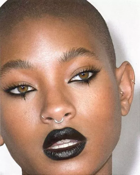 punk-makeup-tutorial-for-brown-eyes-59_3-11 Punk make-up tutorial voor bruine ogen