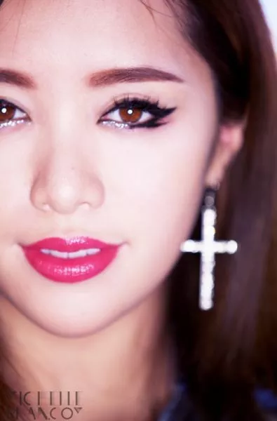 red-lips-makeup-tutorial-michelle-phan-32_8-10 Rode lippen make-up tutorial michelle phan