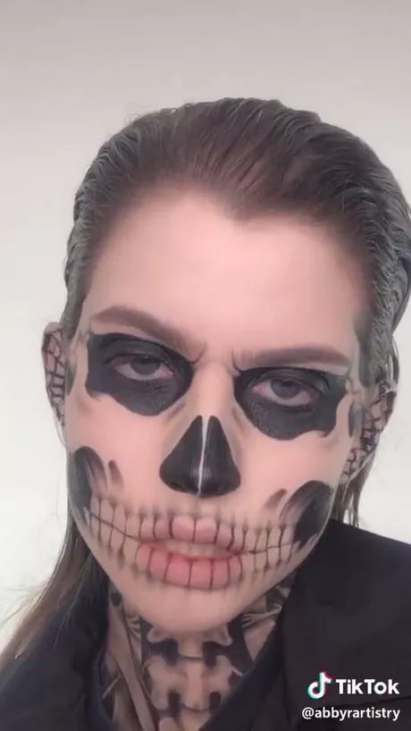 skull-mask-makeup-tutorial-49_13-5 Schedel masker make-up tutorial