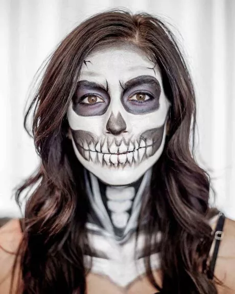 skull-mask-makeup-tutorial-49_17-9 Schedel masker make-up tutorial