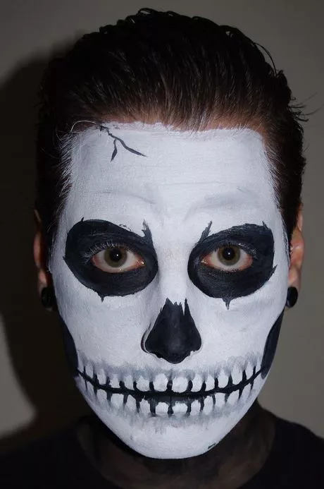 skull-mask-makeup-tutorial-49_2-11 Schedel masker make-up tutorial