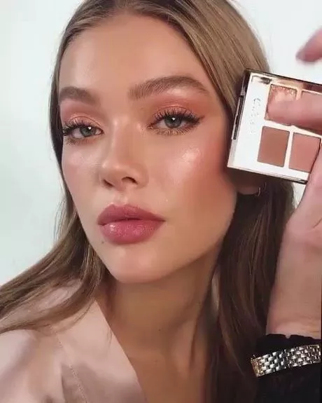 soft-pink-makeup-tutorial-61_11-3 Zachte roze make-up tutorial