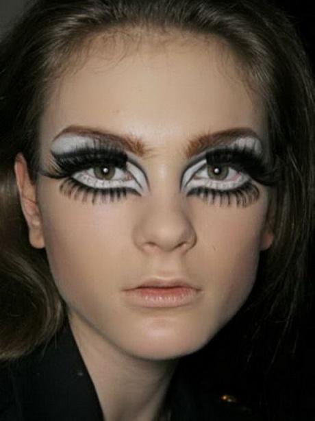 sixties-eye-makeup-tutorial-52_11 Sixties oog make-up les