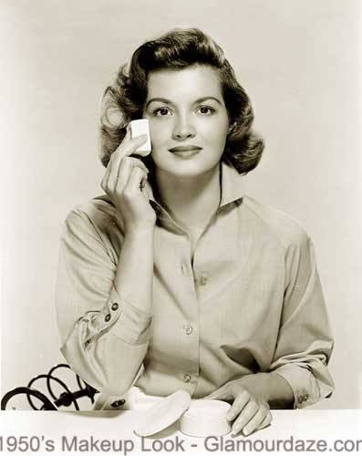 1950s-makeup-and-hair-tutorial-42_16 1950 ' s make-up en haar tutorial