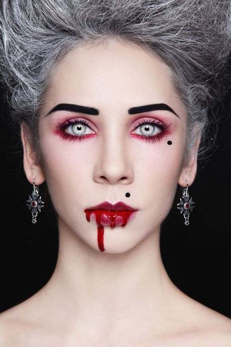 a-vampire-makeup-tutorial-54_9 Een vampier make-up tutorial