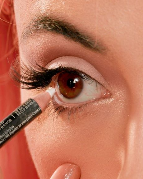 big-eyessmall-eyes-makeup-tutorial-36 Grote ogen / kleine ogen make-up tutorial