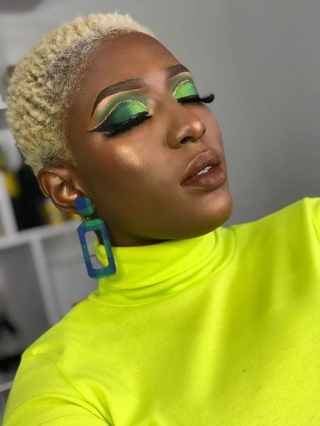 green-makeup-tutorial-for-black-women-03_15 Groene make-up tutorial voor zwarte vrouwen