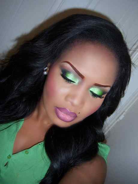green-makeup-tutorial-for-black-women-03_4 Groene make-up tutorial voor zwarte vrouwen