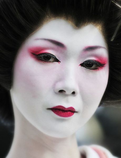 japanese-costume-makeup-tutorial-37_16 Japanse kostuum make-up tutorial